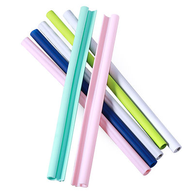 Shenzhen verkoopt BPA-vrij siliconen openbaar stro voor reizen aangepaste kleur 230 * 11mm / 17g