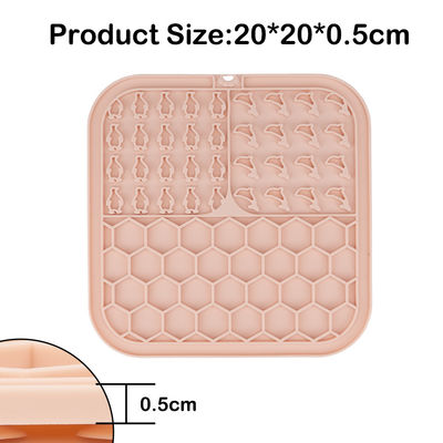 Silikone Pet Lick Pad Slow Feeder Licking Mat voor honden/katten Op maat gemaakte angstverlichting