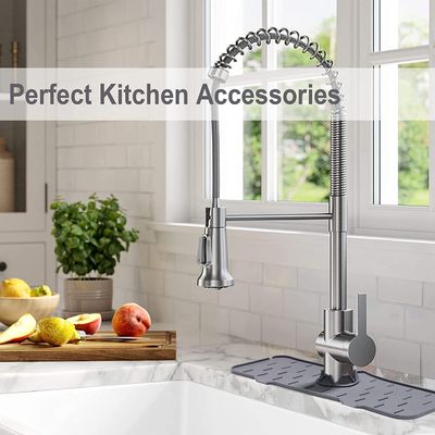 Home Keuken Tafelgerei Zwart Silicone Wasbak Splash Guard met waterabsorberend ontwerp