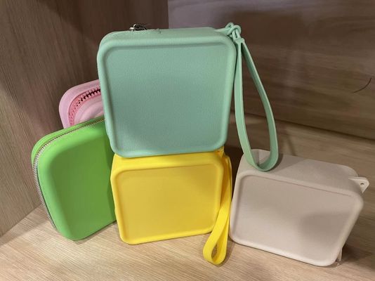 Juwelen en make-up opslagzak Customized siliconen cosmetica doos voor meisjes accessoires