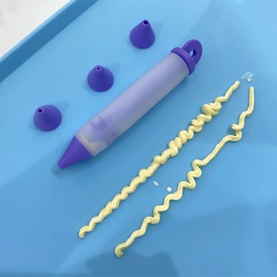 Versier koekjes en gebakjes moeiteloos met deze siliconen koekpen van 14,5*2,3 cm