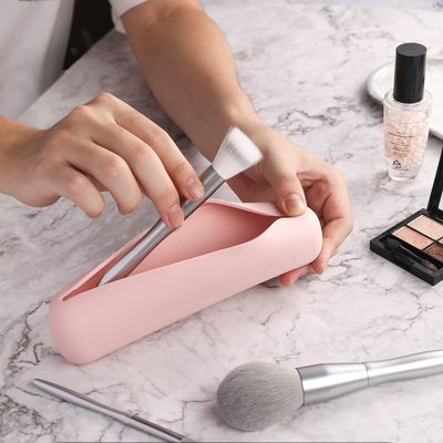 Moderne design 100% voedselkwaliteit siliconen cosmetische borstel opslagdoos met magneet sluiting